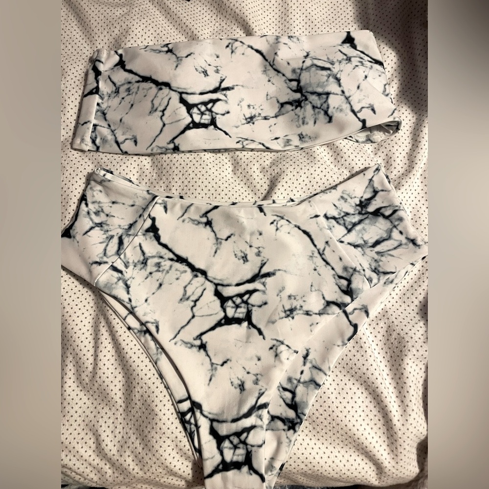 zaful bikini set! never worn (top too large) can ship in the zaful bag